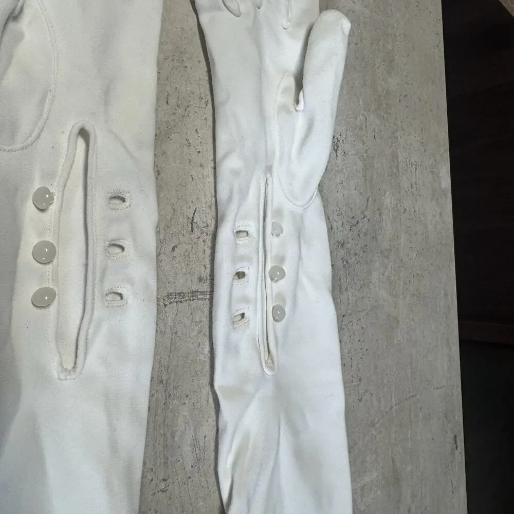 Vintage Fownes White Long Elbow Length 22” Opera Gloves Size 6 1/2 Pearl